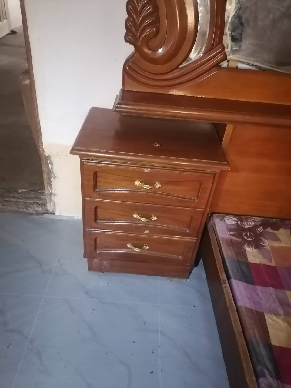 غرفه خشاب • نضافه • كأنها جديدة