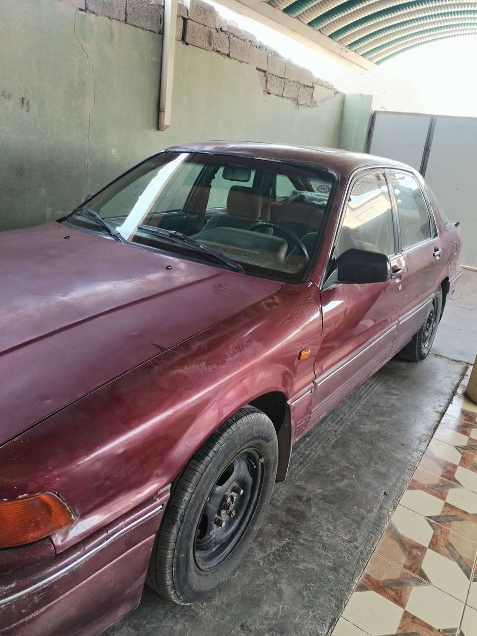 السلام عليكم سياره مستبوشي موديل 1990 سياره رقم أربيل باسمي سياره مابيه اي نقص جاهزها من كلشي سعر 45 وبيها مجال حك جيه رقم هاتف *********** عنوان ديالى
