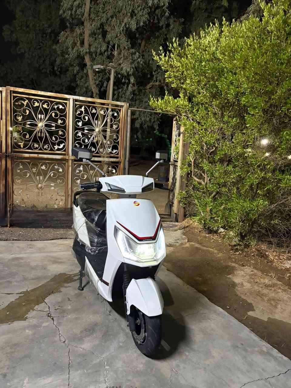 سلام عليكم دراجه شحن للبيع نضيفه حييل كلشي مابيه جديده باقي التفاصيل عل خاص مكاني كركوك عرفه ***********
