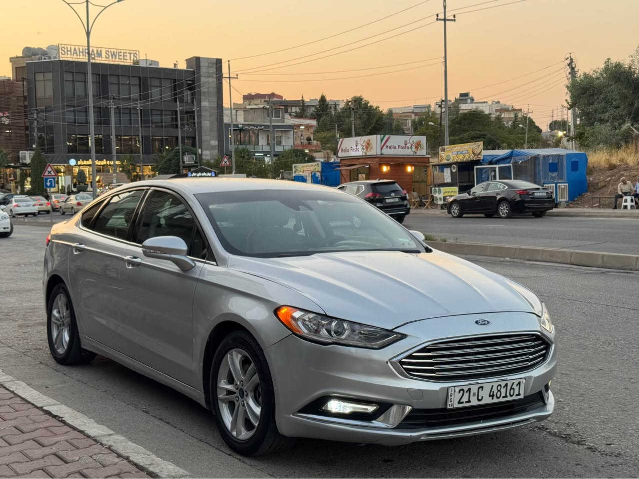 Ford fusion 2018 SE 
مەکینە ٢.٥ مەرخوب سەنەوی تازەیە بە ناوی خۆمانەوەیە گیر و مەکینەی بەشەرت کۆدی دەرگا گیج ئەلکترۆنی لایت لید ناو زەرد سەیارەکە مالی دۆستە بەس ماشااللەی ئەو گێرومەکینەی کارەبای تەقەورەقەی هەموو گیانئ بەشەرت سعر 105گەلاو مەعامەلەیەکی کەم شوین سلیمانئ رقم تلفون 🩶***********🩶***********🩶 بنجوين, السليمانية

