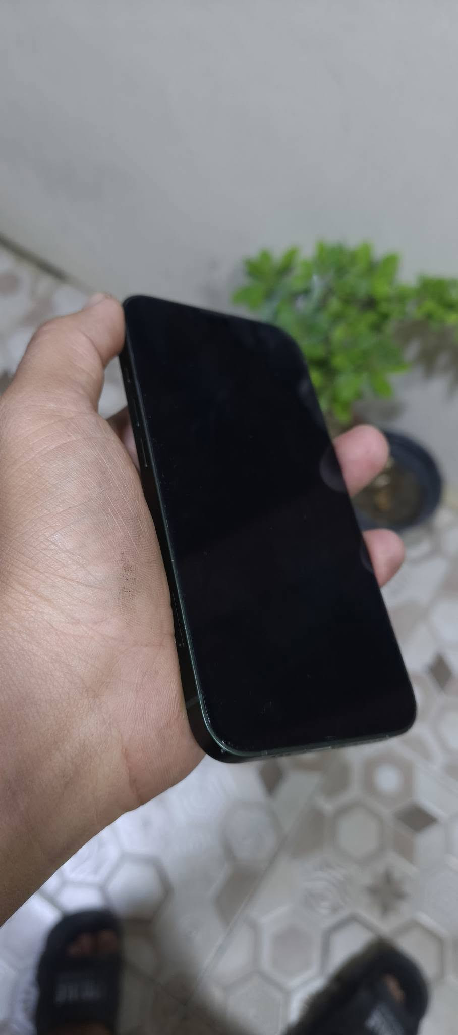 آيفون ١٣ • ١٢٨ جيجا • زيتوني