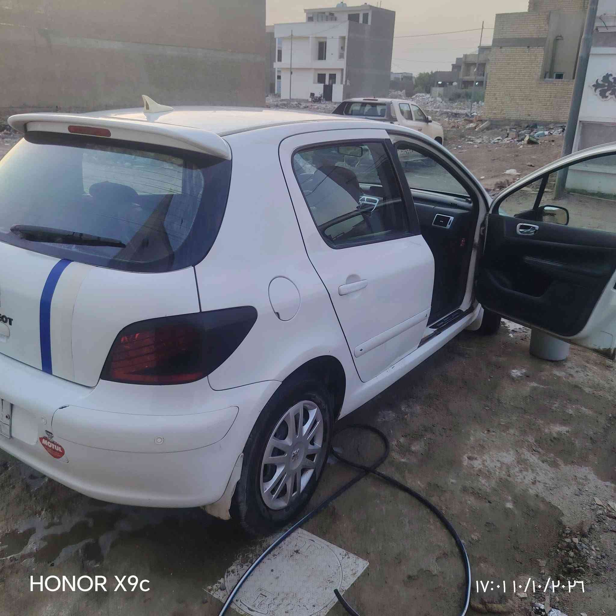 بيجو ٣٠٧ • ٢٠٠٧ • رقم نجف