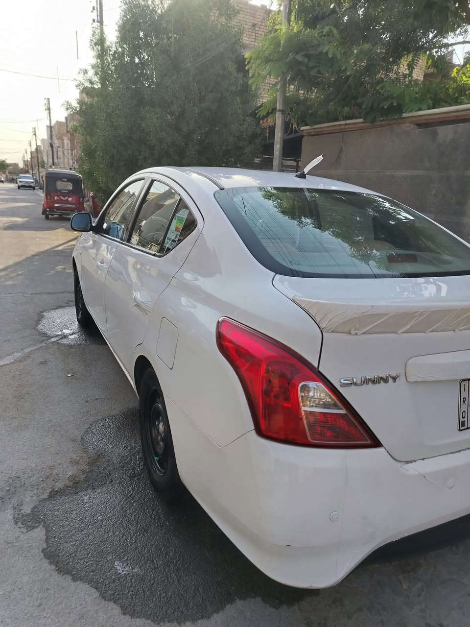سلام عليكم عندي نيسان صني موديل ٢٠١٩ سيارة كلش حلوه ونضيفه مال بيت اريد مراوس ب النترا او بيع مكاني بغداد الكرخ رقم تلفون *********** تخم تاير وباتري جديد كير محرك تبريد كله جديد
