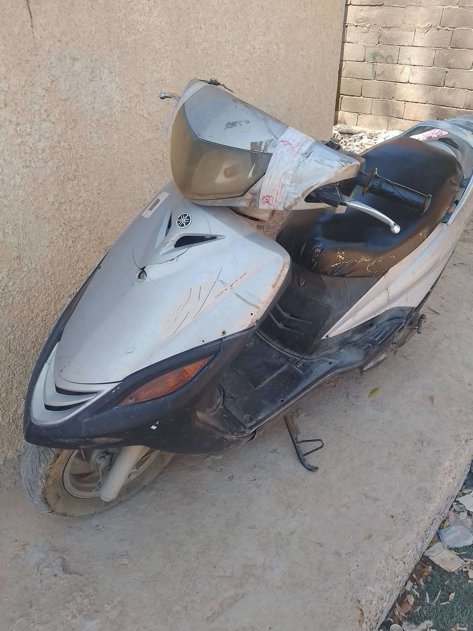 السلام عليكم دراجه ثعلب ماكس هستوني مجفتها يعني كامله سعرها 300الف وبيها مجال  مكاني حي اور او اتصال على ىقم ***********
