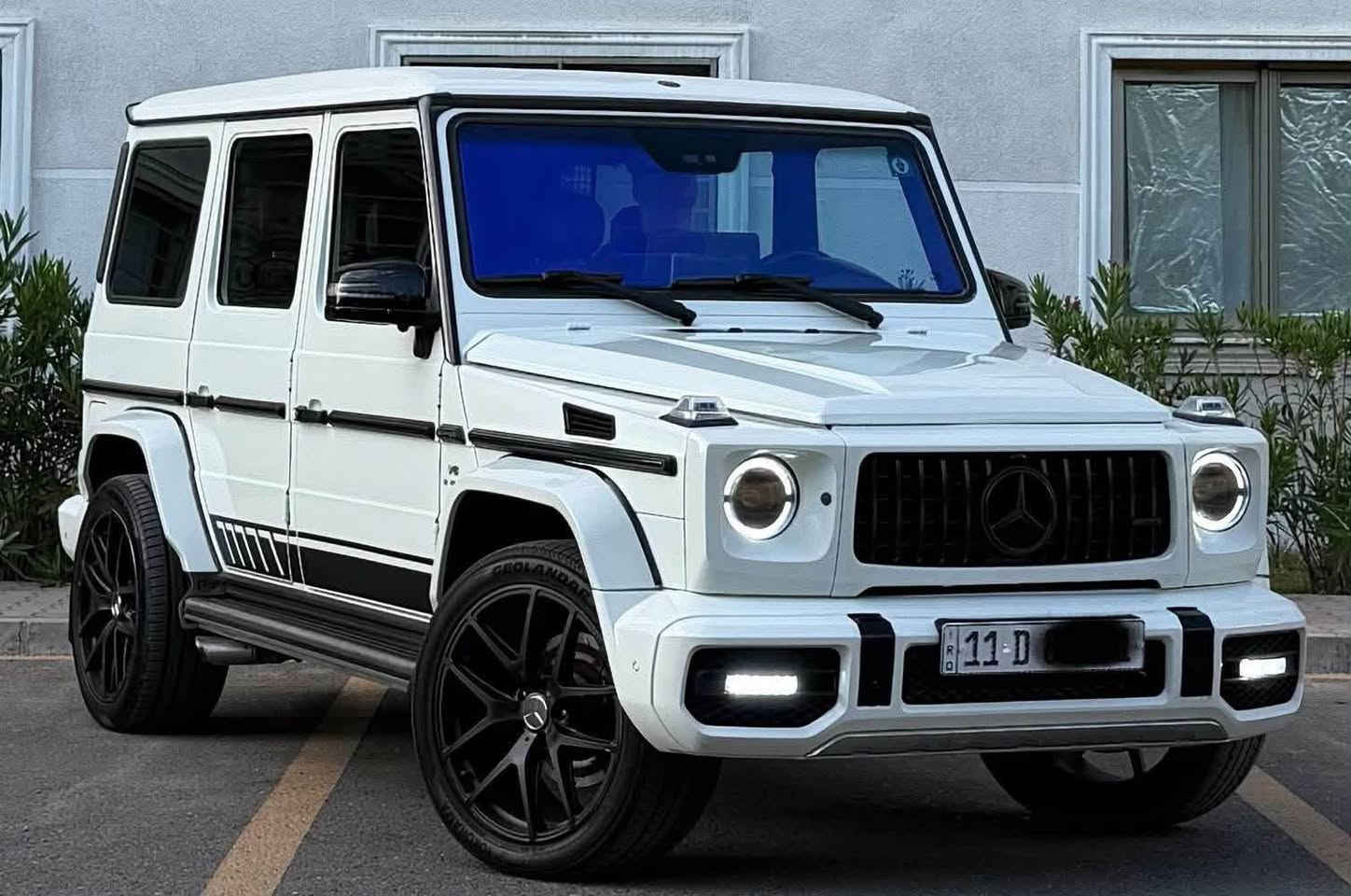 Mercedes G Class S63 Amg
وارد خليجي بدون حادث او صبغ 
موديل 2010 محدثة خارج 2021
للاستفسار : ***********
مكان السيارة بغداد العرصات
