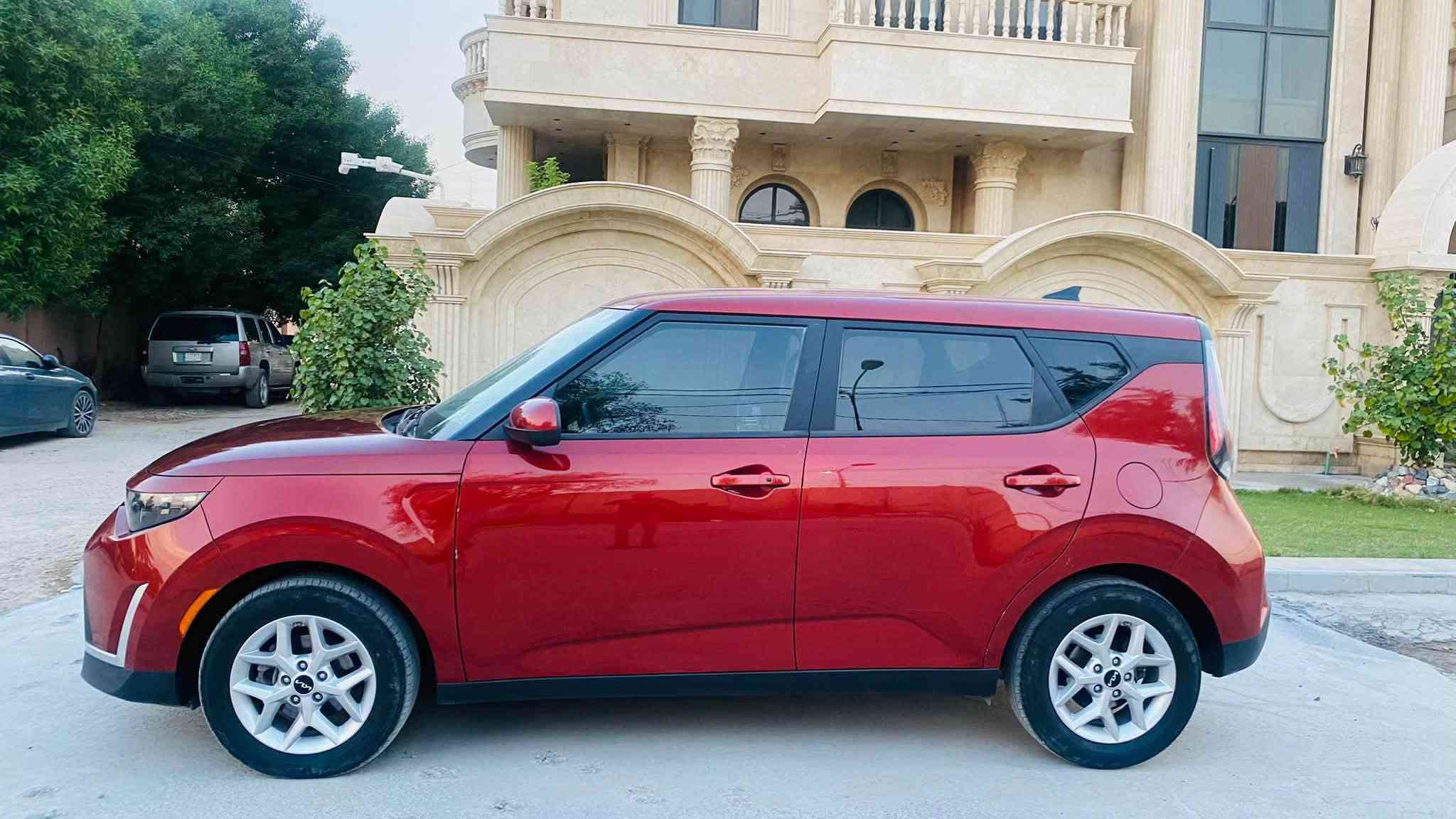 السلام عليكم صول 24
محرك 2000 دوش بصمه
ابواب وبصمه تشغيل شاشه 
كبيره كرسي كهرباء حادثه
جاملغ وبنيد السعر 125
مكان السياره بابل/***********
واتساب ***********
