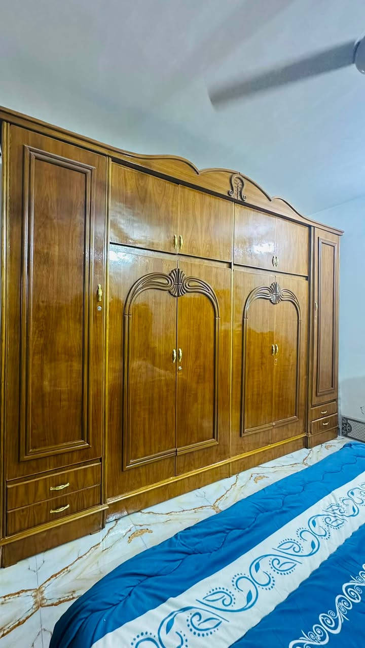 غرفه نوم للبيع صاج  سعرها مليون وربع وبيها مجال ***********
