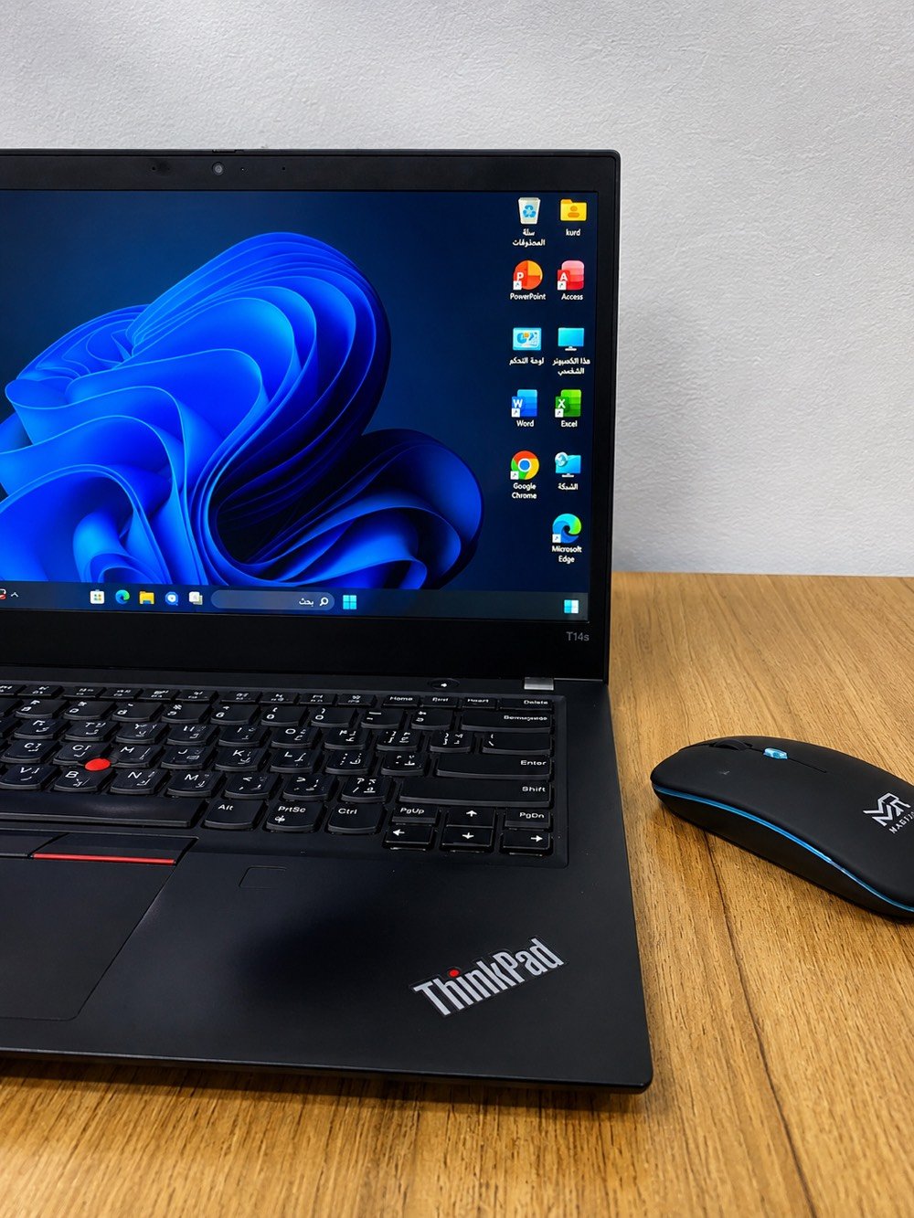 lenvoT14s: لابتوب نوع
                     سوبر سليم
15 vpro 10 :معالج
ddr4 16: رام
محرك اقراص SSD من نوع NVMe بسعة : 256 گيگابايت
كرت شاشة داخلي gb 8
شاشة ملونة حقيقية عالية الدقة
 مقاس FHD 14.1
ويندوز 11
برامج أوفيس نسخه 2021 عربي مهكره بدون اشتراك ممتاز جداً لاستخدام يومي ومكتبي وياه الشاحنه والجنطه وماوس سعره 290 الف وبي مجال قليل
+ نظام الجيل العاشر
قوي جداً بالأستعمال الدراسي والمكتبي
نسبة البطارية:86%
الموقع: كركوك ليلان
للتواصل ,رقم الهاتف ، واتساب: ***********