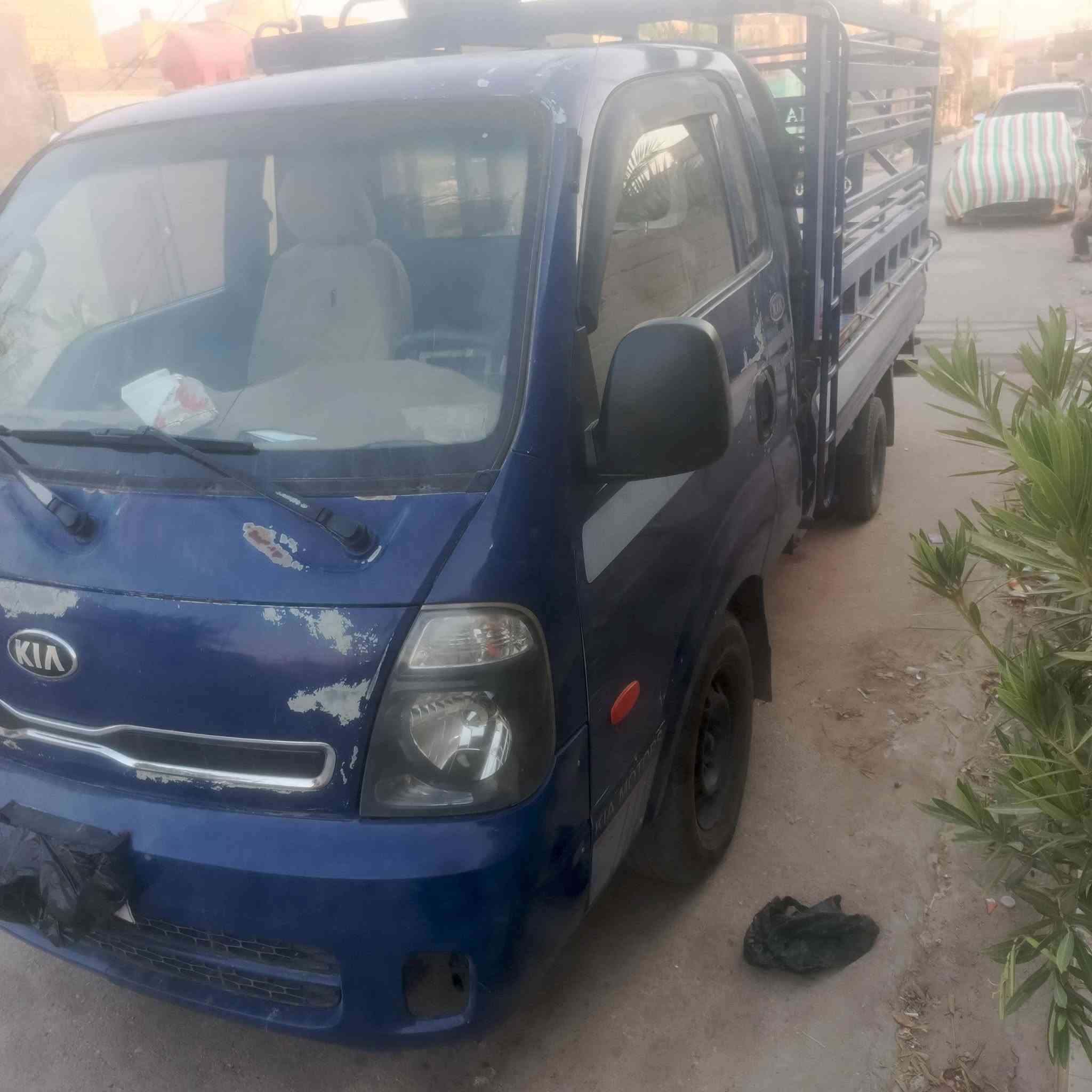 السلام عليكم  بنكو مسكر نثيه.  رقم قادسيه. سبعه كير محوره مكينه سبلاين. مكفوله من الضربه  والصبغ 115 وبيه مجال   السياره عله وضع الشركه مكانهه الناصريه  ***********
