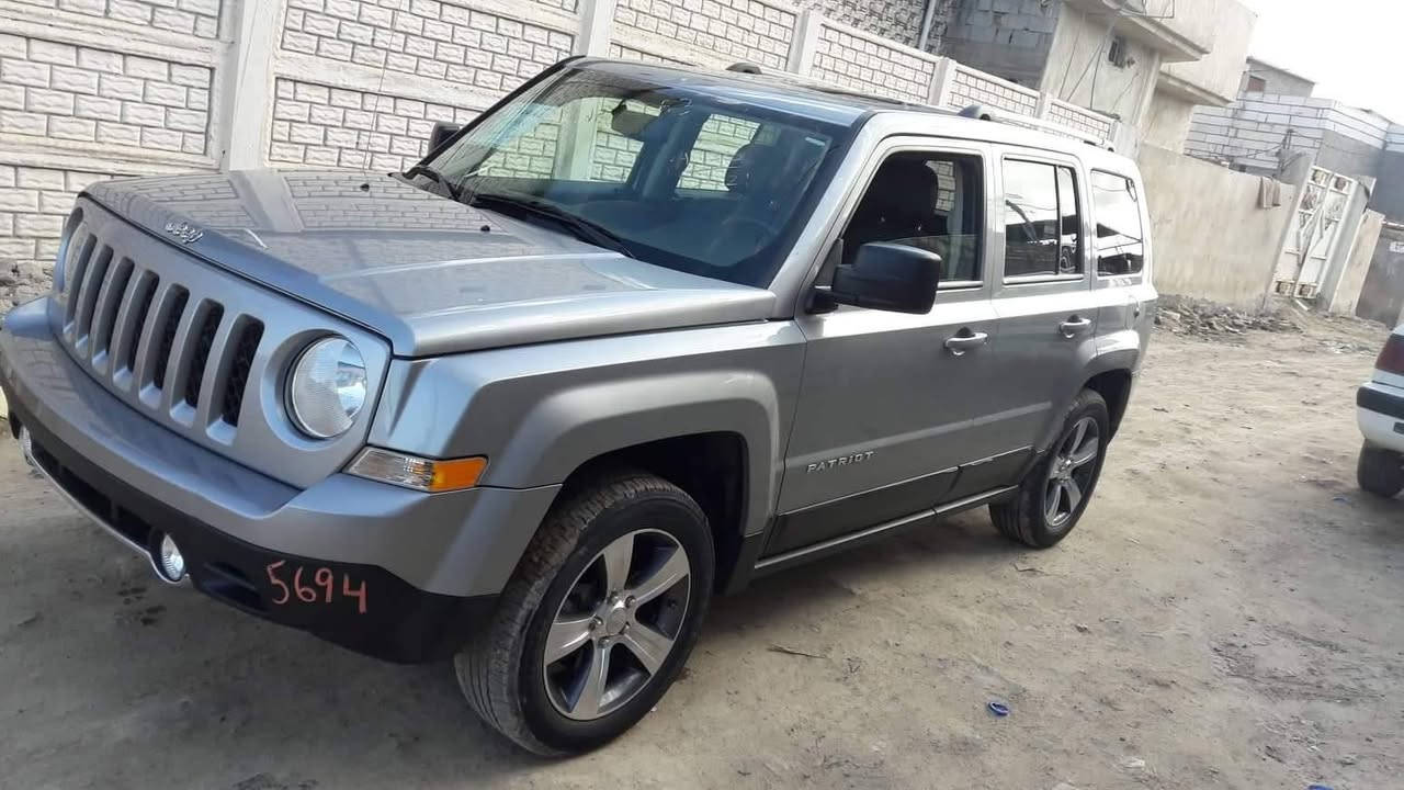 للبيع جيب باتريوت 16 كامل مواصفات رقم بابل السعر 110وبيه مجال مكان السياره ديوانيه الاستفسار على الرقم ***********
