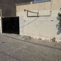 بيت للايجار • حي الملعب • سوق سلالة