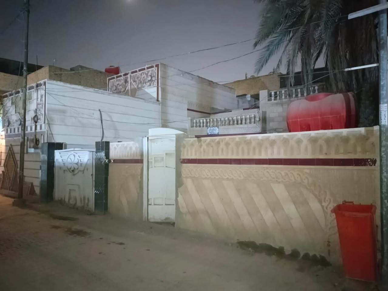 حي القادسيه • ٢٠٠م • دارين