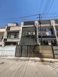 حي جهاد ديوان الضباط • ٥٠م • ٣ طوابق
