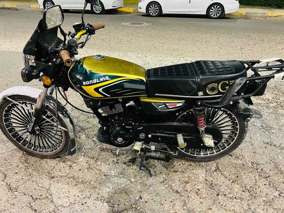السلام عليكم ايراني سونلك موديل 26 محرك 200نضافه فول مشدود جديد السعر 950 وبي مجال شي قليل العنوان قضاء الخالديه***********
