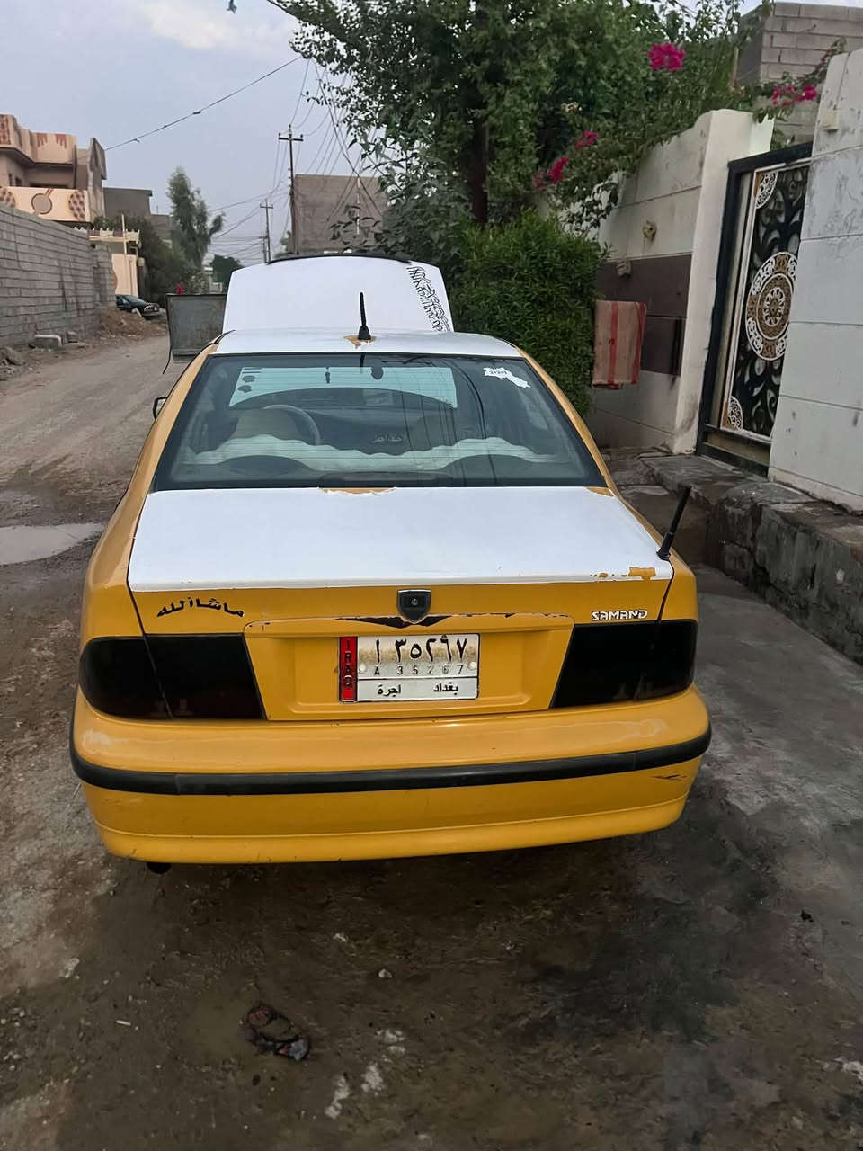 سمند مديل 2011 بيهة قطعتين صبغ فقط باب سايق ولورا وضربات خفيفة بلدوسات فقط محورة كامري 2000 اوتماتك يعني انسة صرف ودوانز شلعتهة تخبل رونهة عل 180 / 3 مصفرة هيئة وغرامات رقم بغداد مشروع وطني سنوية 29 سيارة خير من الله لاصرف لابخار حدادية نضيفة سيارة كبل للشارع بيهة ملاحضات مثل يحتاجلهة زوج درايم شفتات ويحتاجلهة دكمة الي بدشبول مال تبريد ال AC  وكيج بانزين ميشتغل ولمراية الوسطية مكسورة  اخوان كلشي يخص السيارة ذكرتة لحد يجيني خاص ويكلي شبيهة السعر المطلوب 35 وبيهة مجال للشراي  للتواصل على الرقم *********** متوفر وتساب ايضا مكان السيارة ديالى المقدادية
