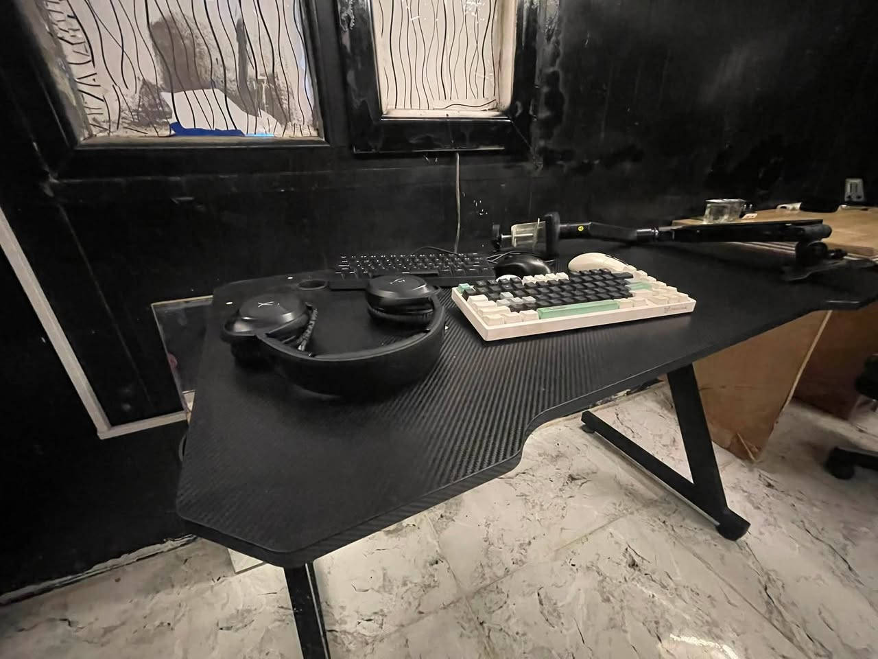 السلام عليكم ملحقات بي سي للبيع
ميز گيمنك 80الف
ماوس logetich g pro lightspeed سعره 35 الف
كيبورد مغناطيسي aula win 60he سعر 35 الف
سماعة hyper x cloud stinger 2 wireless سعر 30 الف
ستاند شاشه هايدروليك متحرك سعر 25 الف
كل القطع كراتينها موجوده
للتواصل ادخلي خاص او راسلني واتساب ***********
