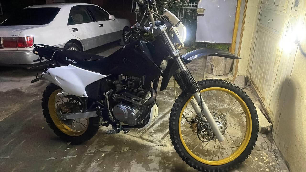 کەویار. مۆدیل. 2024.  مەکینە.  250cc. مەکینەو گێڕ بەشەرت.  تاقم.  وایەربەشەرتە. ماتۆڕەکە. سفرماوەتەوە.  مەودای. ڕۆشتنی. کەمە. ماتۆڕەکە تایەبۆ تایەی بەشەرتە.  سعریشی 850. ماعامەلە. شوێن دەربەندخان. ژم***********
