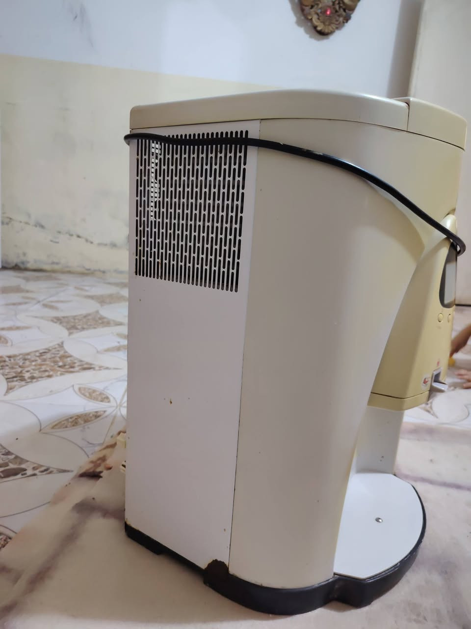 فلتر ماي نضيف ماي بارد وحار مشتري مليون وريده ٥٠٠ الف عوزه حنفيه وفلاتر فقط ماكن نجف اتصل عل رقم ***********
