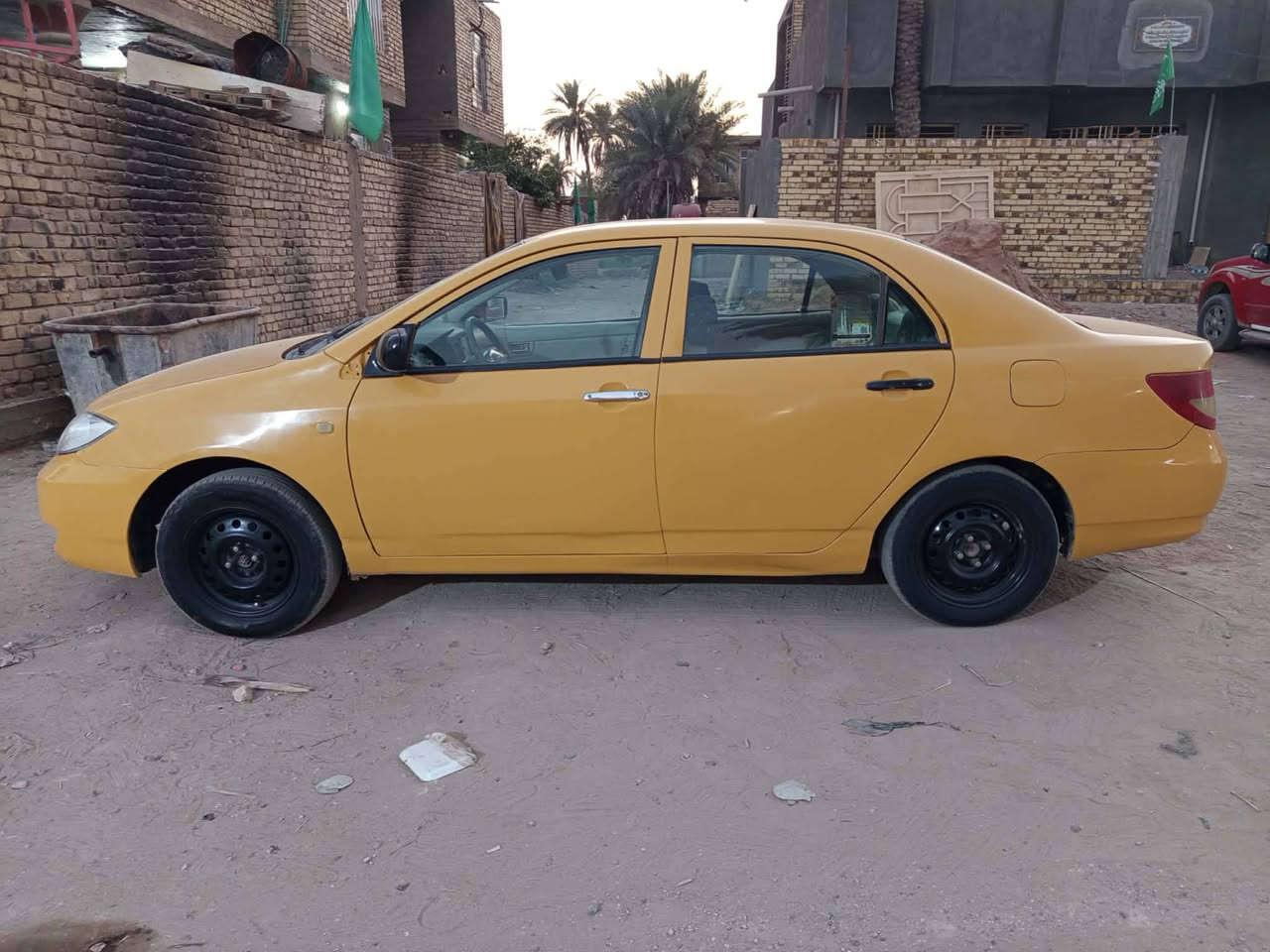 السلام عليكم بيوايدي موديل 2010 كير مكينه حداديه تخم تاير خير من الله تبريد ثلج السياره جاهزه من كلشي مابيه نقص رقم قادسيه مصفره هيئه وغرامات العنوان ديوانيه/شاميه السعر36 ***********
