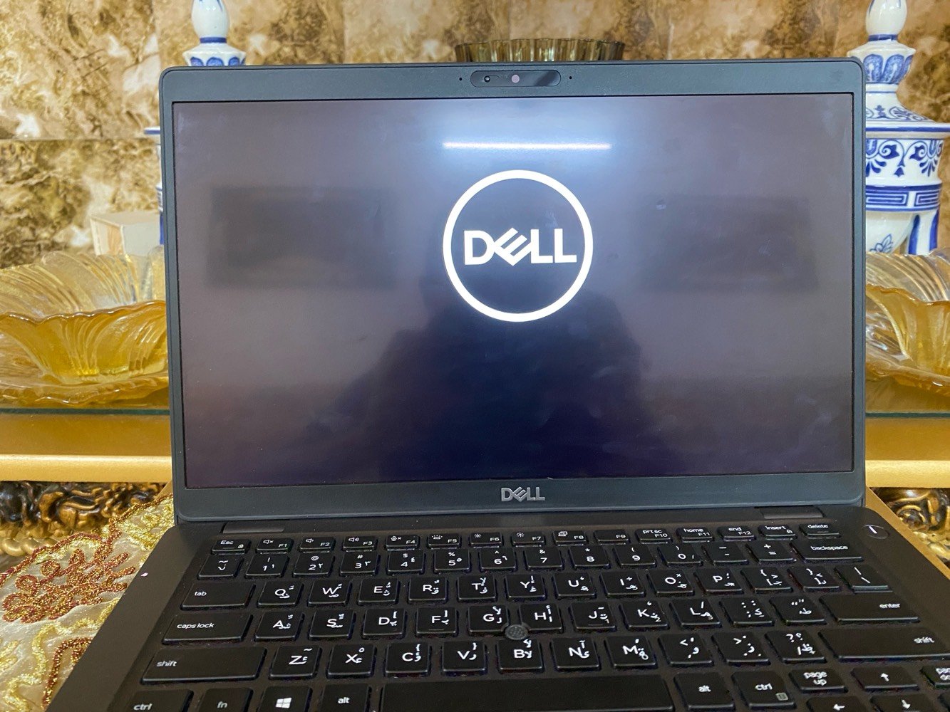 لابتوب ديل 5400 كور i 5 الجيل8 ssd 
256  ارام 8 شاشه لمس حجم14 تواصل وتساب ***********