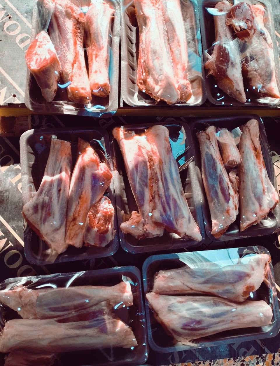 لحوم طازجة • عراقي
