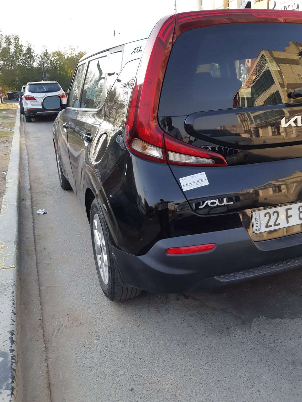 للبيع..كيا سول 22 اربيل باسمي تحويل مباشر مواصفات امريكيه محرك 2000 دوش بجم كبس عداد المسافة 53k.m حادثهه بسيط جانبي واضح بالمنشور السعر 135$ مجالهه بسيط للاستفسار  ***********  مكان السيارة بغداد الشعب
