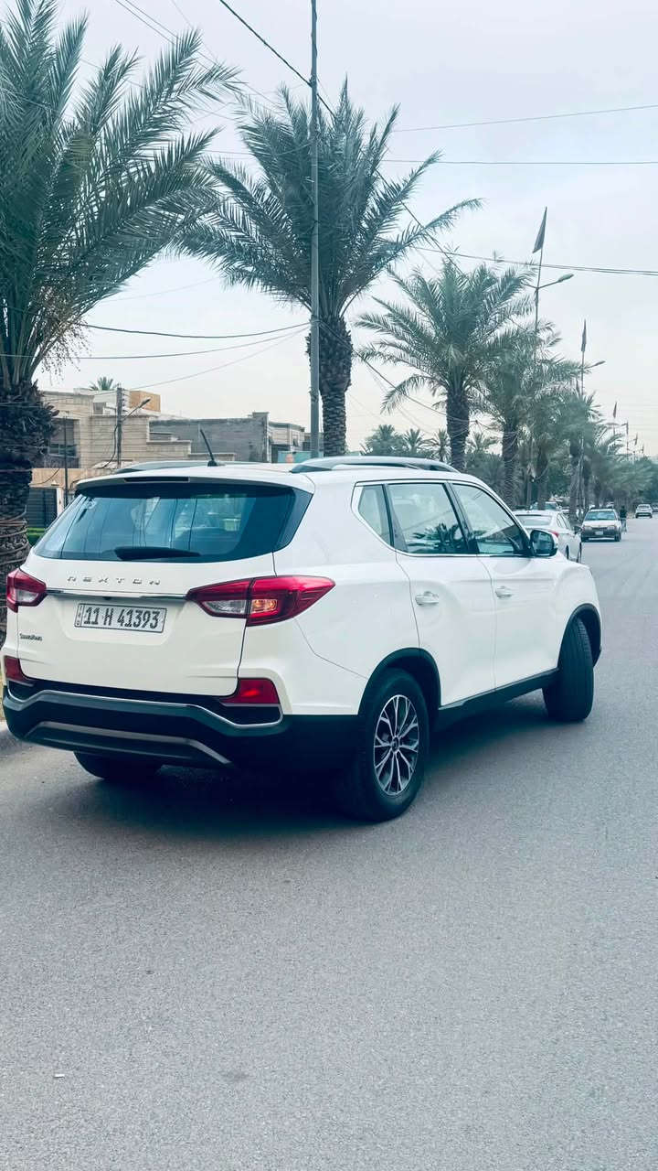 سلام عليكم
ريسكتون سانك يونك  الكورية سياره حرة بأسمي سيارة سعرها 190 وبيها مجال لشراي يدلل 

محرك 2000 تيربو  

مديل 2021 

ماشية 100 الف

فئهSTD

المواصفات 

كشنات جلد

فتحه سقف

مري طي اوتو

ترحيب بمقابض الابواب وبل مرايات 

نظام شاشه ابل كار بلي اندرويد اوتو

نظام ABS

مانع انزلاق 

تحكم ستيرن جهتين

حساسات اماميه خلفيه

كامرة

شاشه جبيره

بصمه

مثبت سرعه 

انظمه قياده 3 ( sport_ Eco_wnteir)

سيارة 7 راكب

اقتصادية السيارة 

اكسل مو درايم شفت 

هواي مواصفات بيها حلوة 

للاستفسار اتصال او وتساب ***********
