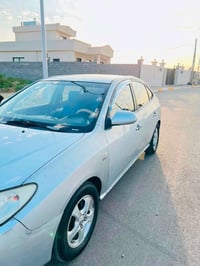 السلام  عليكم  للبيع افانتي 2009   گير محرك شرط  تايرات جدد صدر نص عمر...