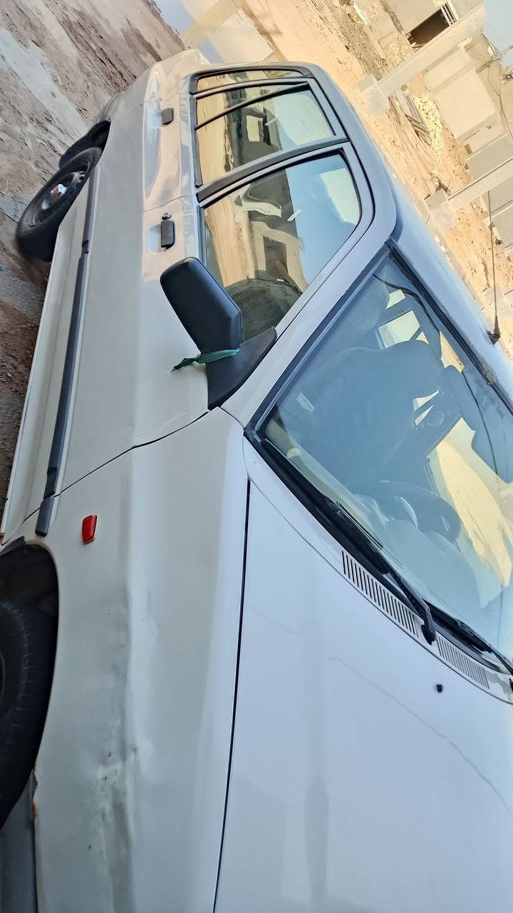 سلام عليكم سيابا مديل 14مكفوله من الضربه فقط بارد كير محرك نضيفات حداديه وسط رقم قادسيه بسمي السعر 35وبيها مجال مكانها نجف ***********
