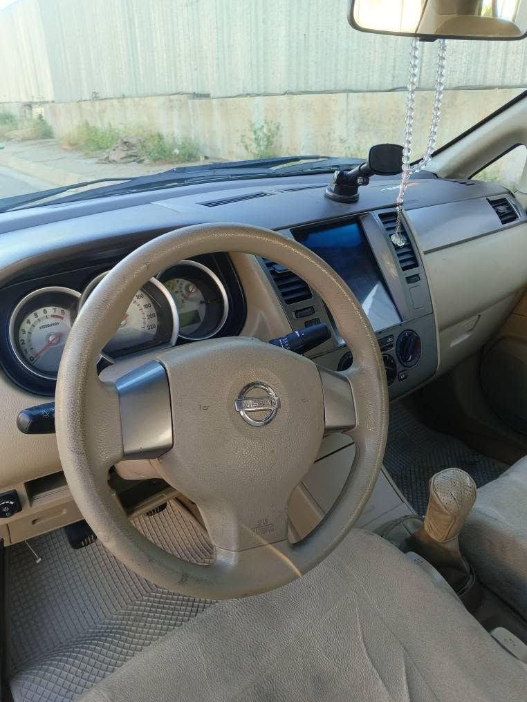 تیدا 2012 گێڕ عادی دە پارچەیە بەدەنەی پێشی گۆڕایە سعری ۹۲ مجال .گۆڕینەوەش هەیە.*********** أربيل, العراق

