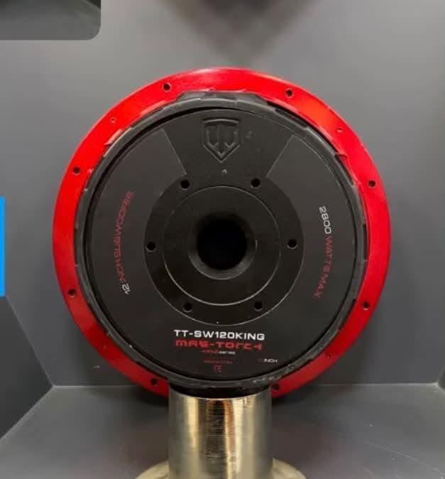 ساب وفر تي تي تكلنوجي 🇺🇸🇺🇸🦍
Rms 1300
Watt 2800
دبل كويل 2+2 اوم كويل اسود 3 انج 
جديد كارتون  
***********
