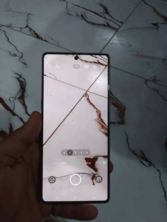 أنفنكس نوت 50 برو بلـس 5G جهاز فلاكشب معالج 8350  ببجي 120 فريم. شاشه 144 هيرتز. كامرا جداً راقيه 100X شاحن 100 واط يدعم الشحن الاسلكي 50واط ذاكره 256 عشوائيه 12+12 كامل ملحقات. ناصريه مركز تفاصيل اكثر خاص ***********
