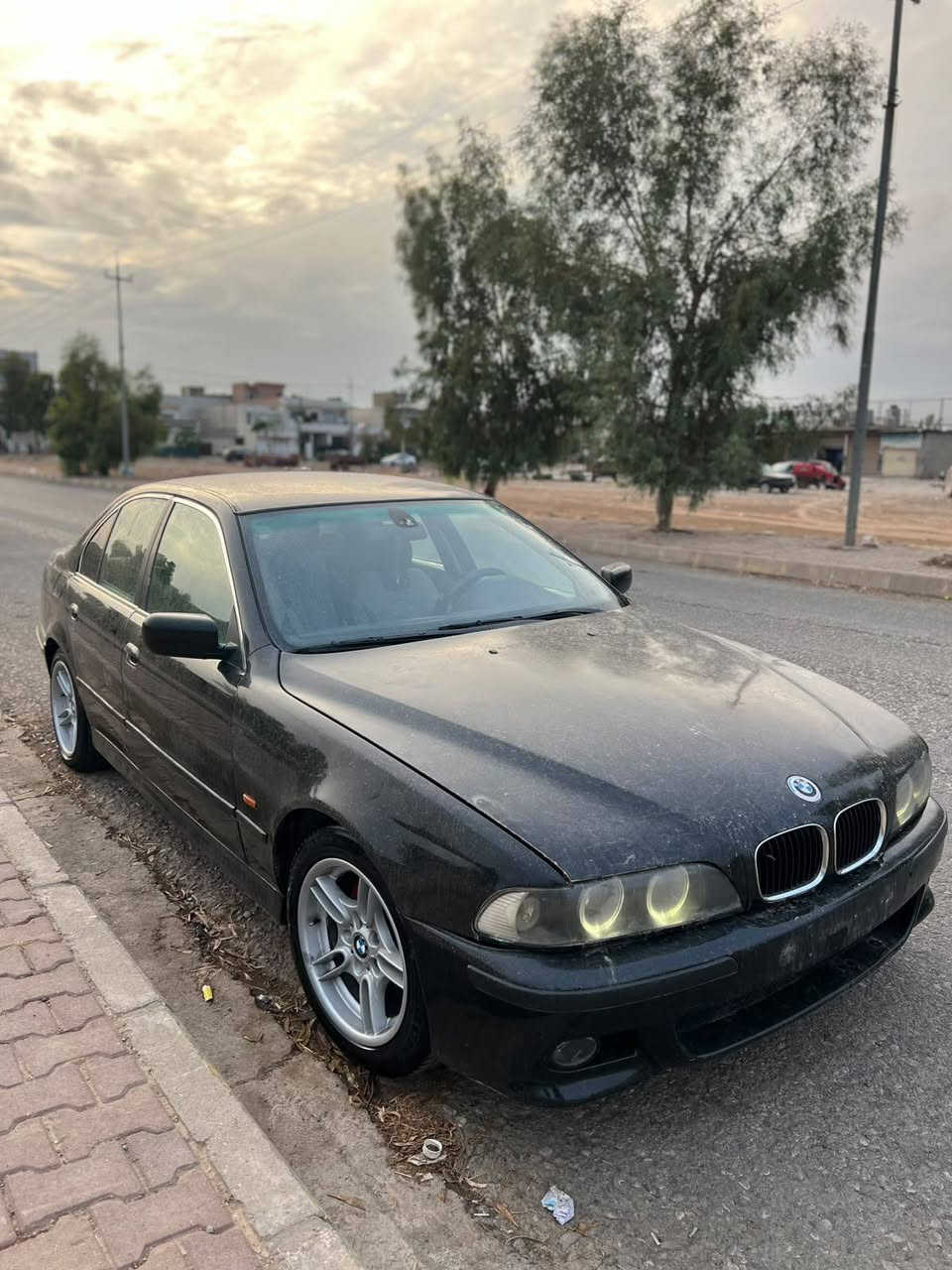 بي ام دبليو ٥٢٥ • توماتيك • ١٩٩٨