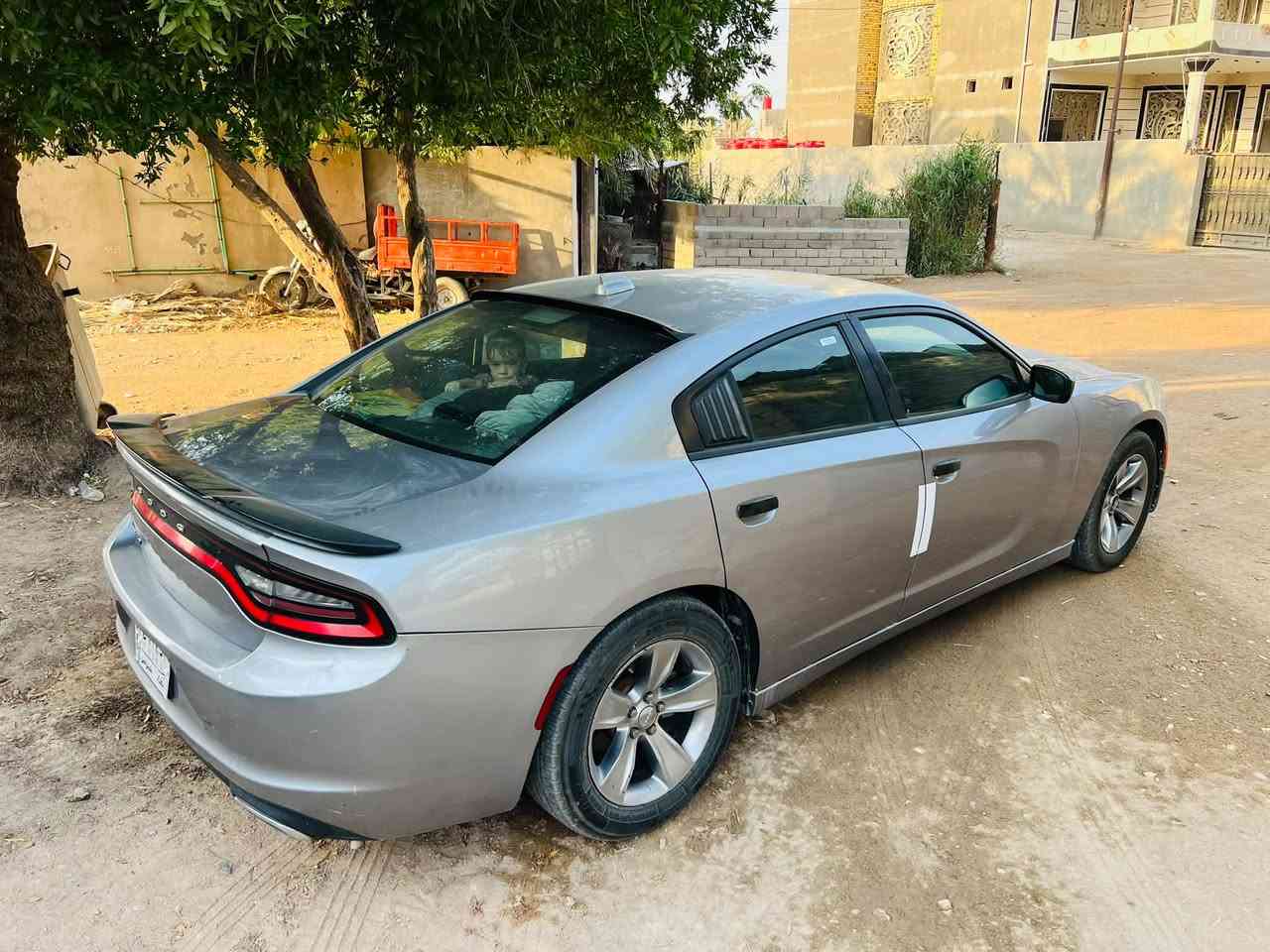 سلام عليكم جارجر 2016 اصل رقم بغداد تحويل مباشر حادث جاملغ خلفي وجاملخ امامي مبدل اي ضرر قوي ماكو صور الحادث موجوده كير مكينه خير من الله تخم تاير حداده منضومه لايت كشتات حضن سنويه ل28      السعد 145 وبيها مجال مكاني بصره قضاء المدينه ***********
