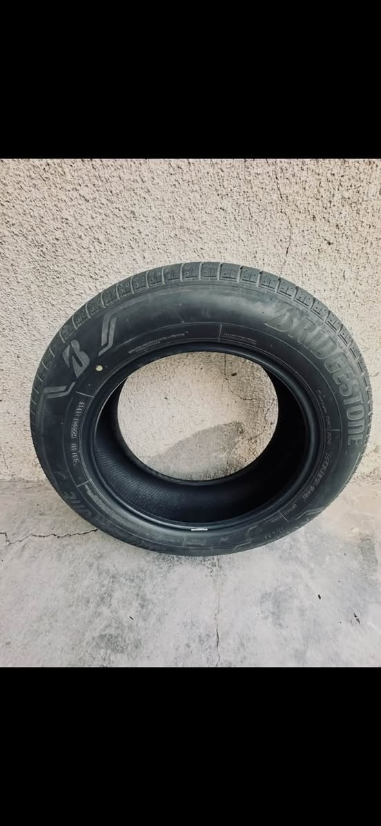 برجستون • ٢٢٥-٦٠-١٨ • نظيف