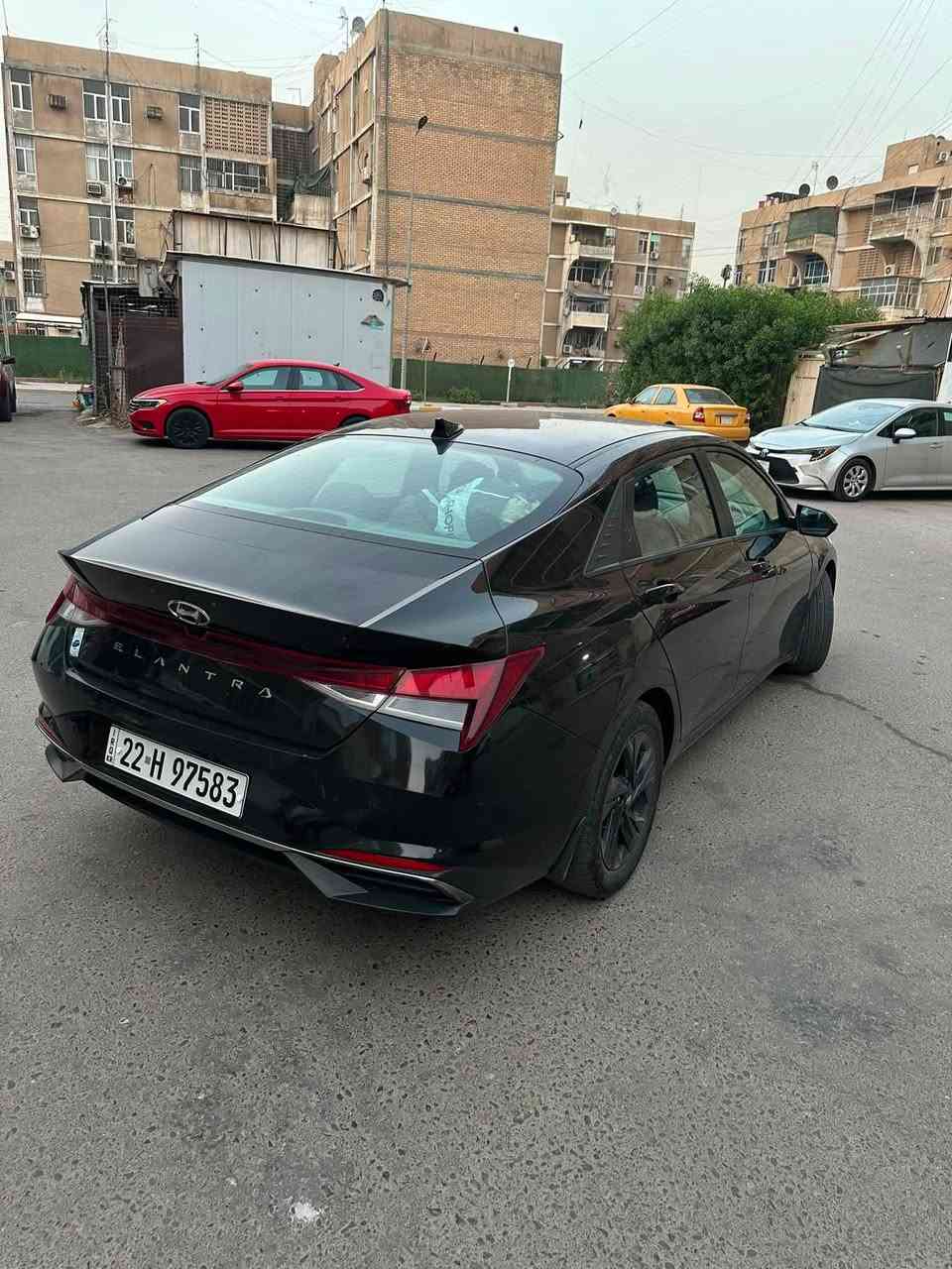 سلام عليكم
النتره2022 امريكي للبيع او المراوس بسوناتا او كي فايف واذا اكو النتره موديل 2025 مو مشكله
السياره ماشيه68 الف ميل 
صوره حادثها بلمنشور
وصار بيه بلعراق طخه بلدوسه الخلفيه ورجعت عل بارد 
وبارد بلبنيد اصبع تقريبا  وشخط بلباب مال سايق ومصلح

المواصفات
رادار امامي رادار جانبي 
قياده شبه ذاتيه
تحديد مسار
شاشه ابل كاربلي
توقف ذاتي
تشغيل عن بعد 
صندوق ذكي
مودات قياده
اسبورت ونورمال وسمارت
كلشي جاهز بلسياره 
السعر130 وبيها مجال 
العنوان بغداد الامين الثانيه
الرقم***********
