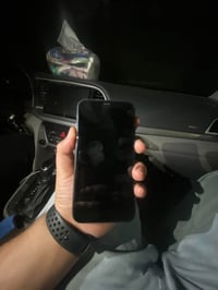 آيفون ١١ • ١٢٨ جيجا • بطارية ٧٧%