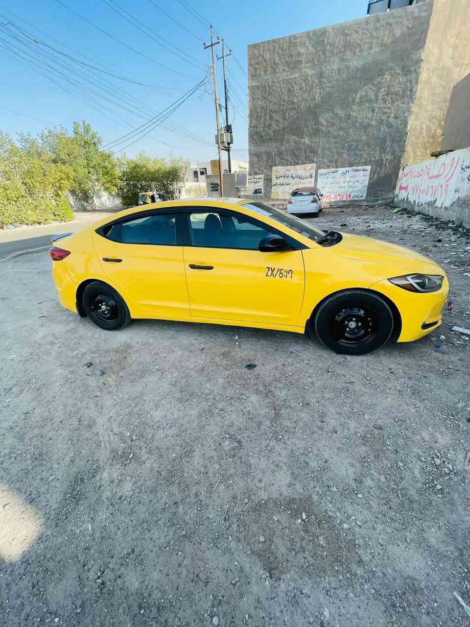 السلام عليكم انتره موديل 2017صوره الحادث بالمنشور  سياره ليبر واحد محرك 2000 دوش كير ايتي كامره حساسات لادارات تخم تاير حداديه جديده تبريد شغال تحكم ستيرن جيهتين مكاني بغداد رقم تلفون ***********
