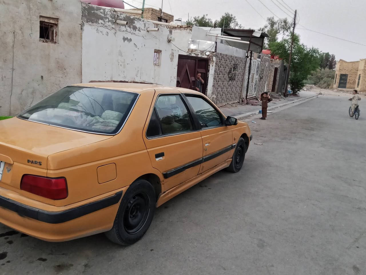 بيجو بارص موديل 12 مكينه كير حداديه تخم تاير كله جديده السياره ماعوزه شي السعر ب35 وبيه مجال ***********
