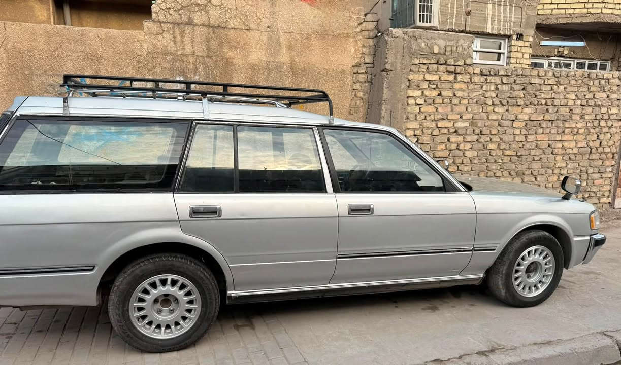 سلام عليكم كراون ستيشن للبيع مديل 2000
رقم بصرة مشروع وطني كير ومحرك بطة مكفول
سيارة تعمير بل كامل صبغ للجمالية حدادية جديدة 
تخم تاير جديد سعر 55 ورقة بيهة مجال 
ستفسار اكثر ***********
