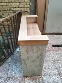 من رخصت صاحب الاكروب ميز للبيع نضيف جدن سعره 100 وبي مجال مكاني كربلاء...