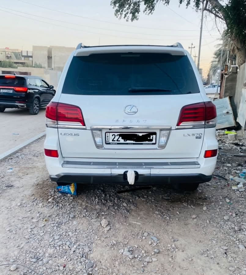 لكزز • ٢٠١٢ • مكفولة صبغ