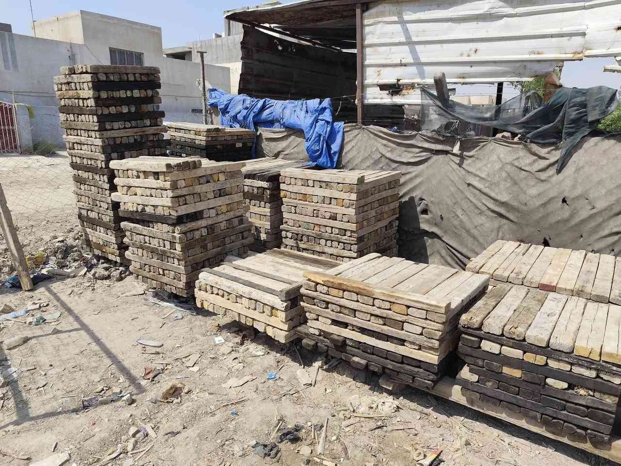 سير طول متر +لوح طول مترين نضيف
سير طول مترين العدد 12 مكعب  السعر 2750
العنوان بابل هاتف ***********
