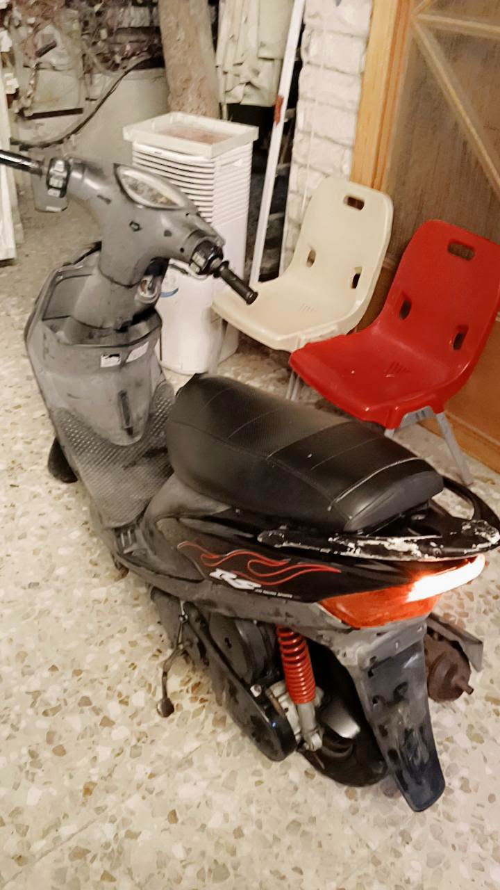 ‏دراجه ماكس جديده باله  كلهة شغاله سلف هندر اشاير سكنات ما مفتوحه مشي نهضه خير من الله بوشه 49 ابلاديه لايت عالي وناصي دبلات امامي وخلفي ابريكات اماميه وخلفيه جاهزه اخت الرمبه نعومه كلش حلوه كفرات اصلي حواضن اصليه ملحه مشي 120 شلعه ابلاد شرط الفحص ما بيها اي نقص مكاني البصرة   السعر 750     ***********
