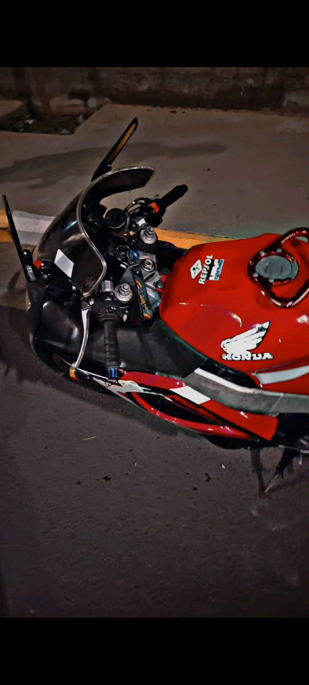 CBR929 • معدل • تحتاج سنتر