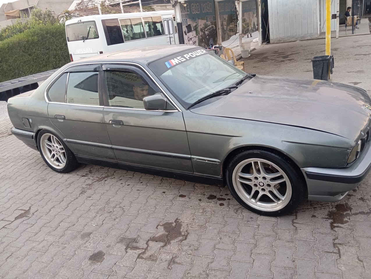 سعرها 35مكينه كيرصدرتيارات كهربايات كلها شرط مكانها كركوك بيع فقط بدون دين بدون قصدحجم 35موديل 92سنويه لل30تحويل مباشرمكانها كركوك ***********
