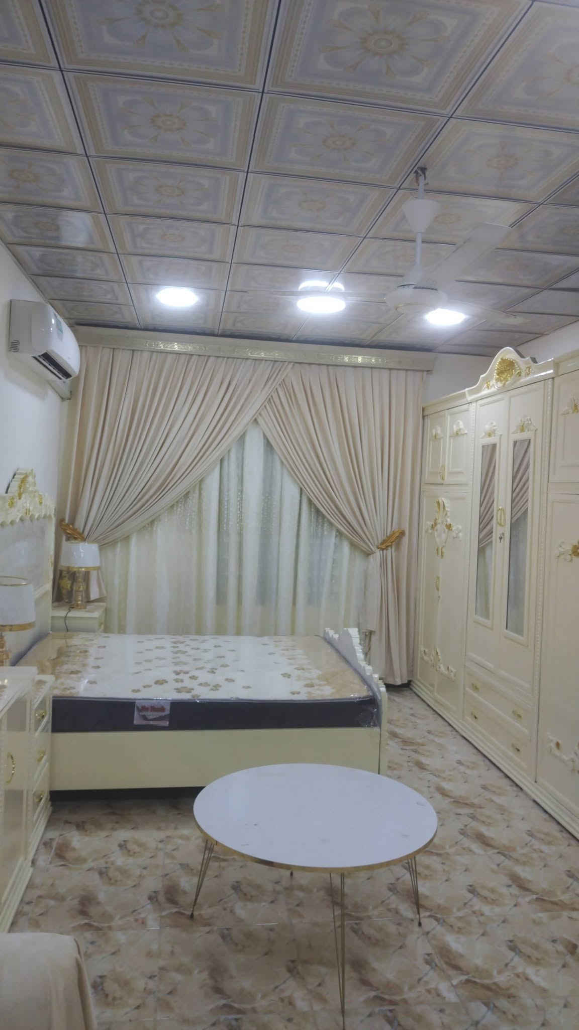 من رخصة الادمن غرفة عراقي تصميم تركي للبيع كما موضحة في الصور. الشعر مليونين ونصف .للاستفسار على الرقم التالي ***********
