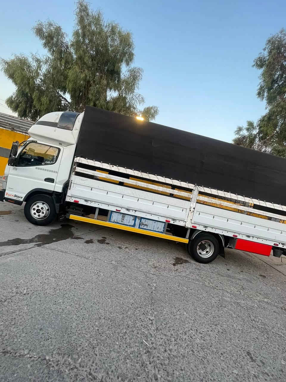 لبيع مديل ٢٠١٥ محرك سوبار  راقم مبايل ***********

