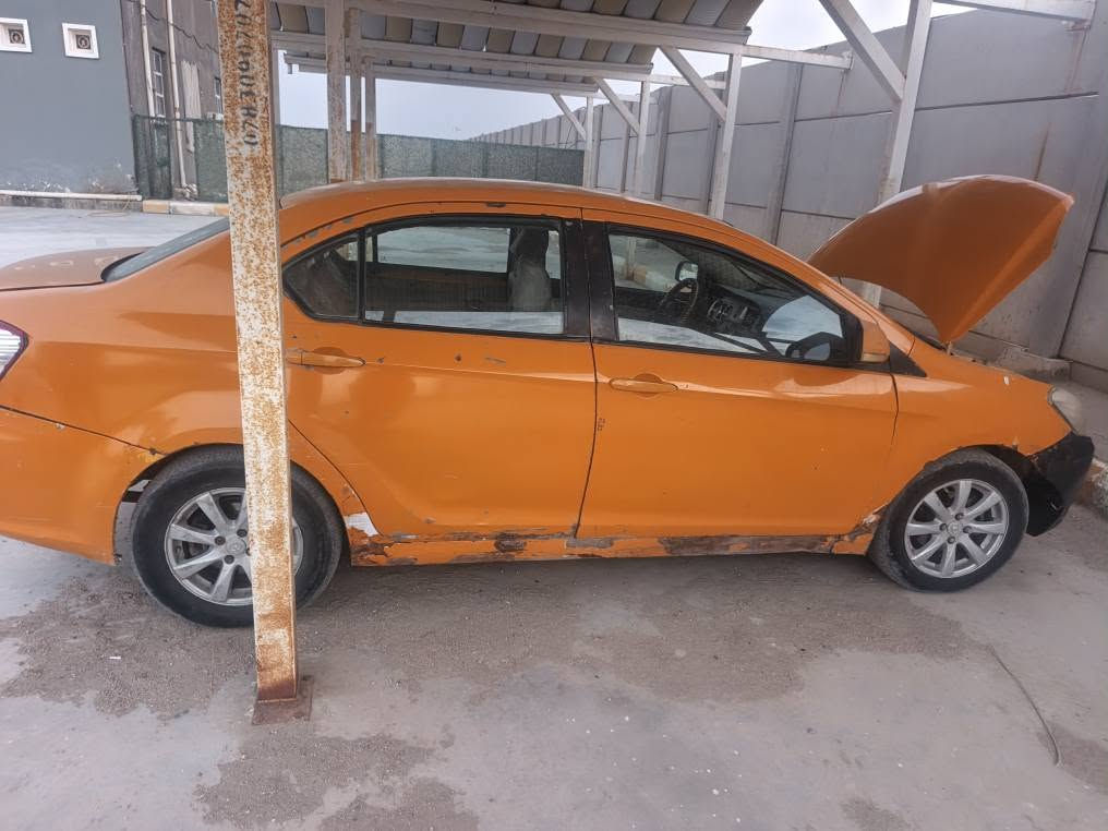 سياره جريت وول رقم احمر سنويه عضم عاج بيه مكينه مالت سيكي توني شاده باعدهي صفره المكينه لا تنقيص ولا تبخير مراوس عادي بيع
اسياره كوم حديد سكراب اكفله بس بلعشاير
راعيه ماندله اسعر 10وارقات *********** اتصال ناصرية, ذي قار

نص مكتوب في الصور:
- 0783090707