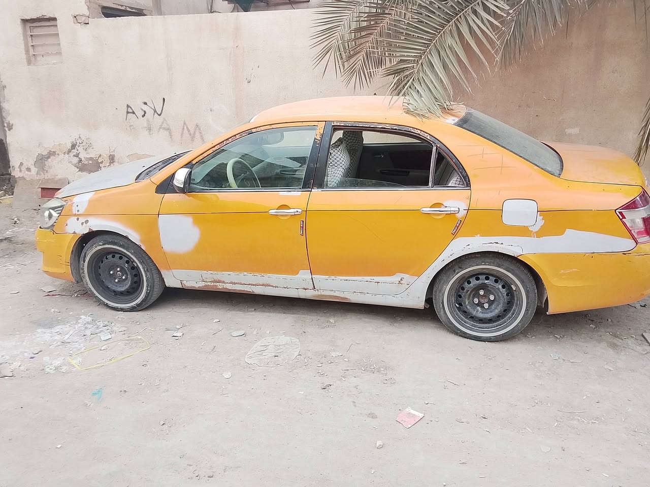 عسلام عليكم سياره لبيع جلي موبل محور بيكاجو بسمي ناصريه مركز  سياره مدعومه جه اليمنه العبري بنيد 
*********** حداديه نص عمر تصل

